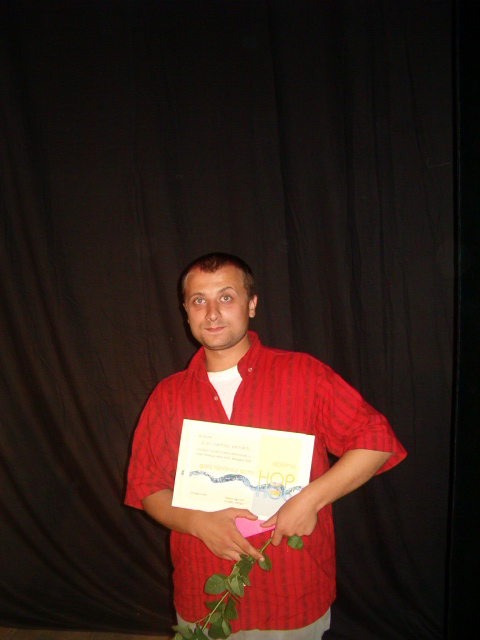 Marius Damian, pe scena Galei Hop, în 2004