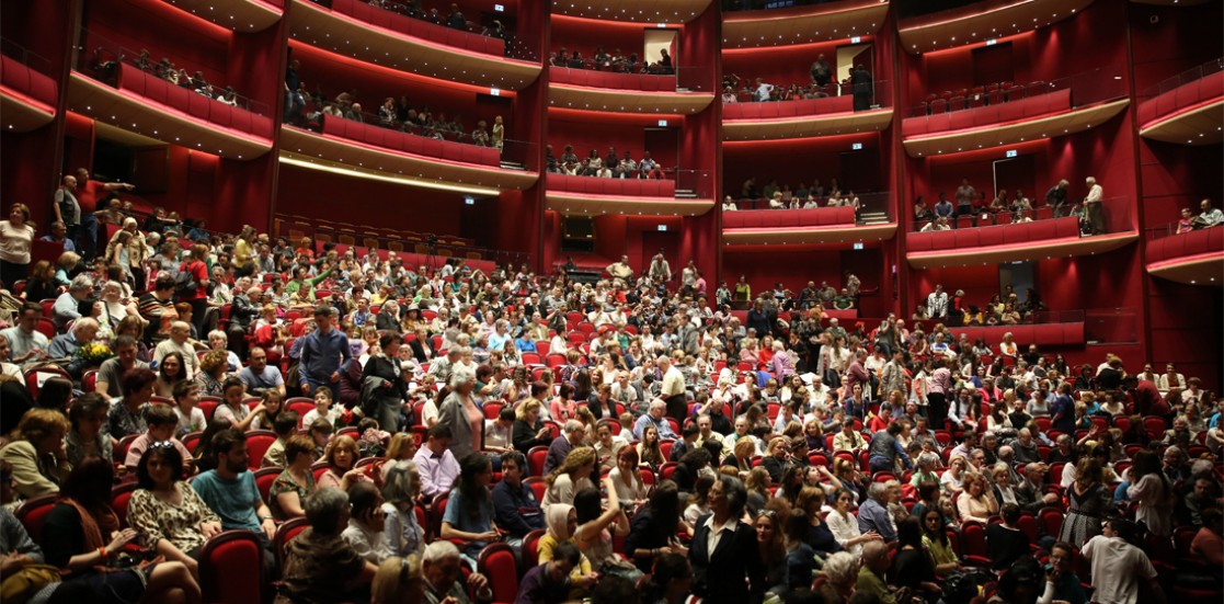 Festivalul Internațional de Teatru NETA 2015. 10 ţări din Europa aduc spectacole la Teatrul Naţional din Bucureşti