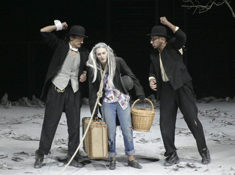 Aşteptându-l pe Godot de Samuel Beckett Aşteptându-l pe Godot de Samuel Beckett