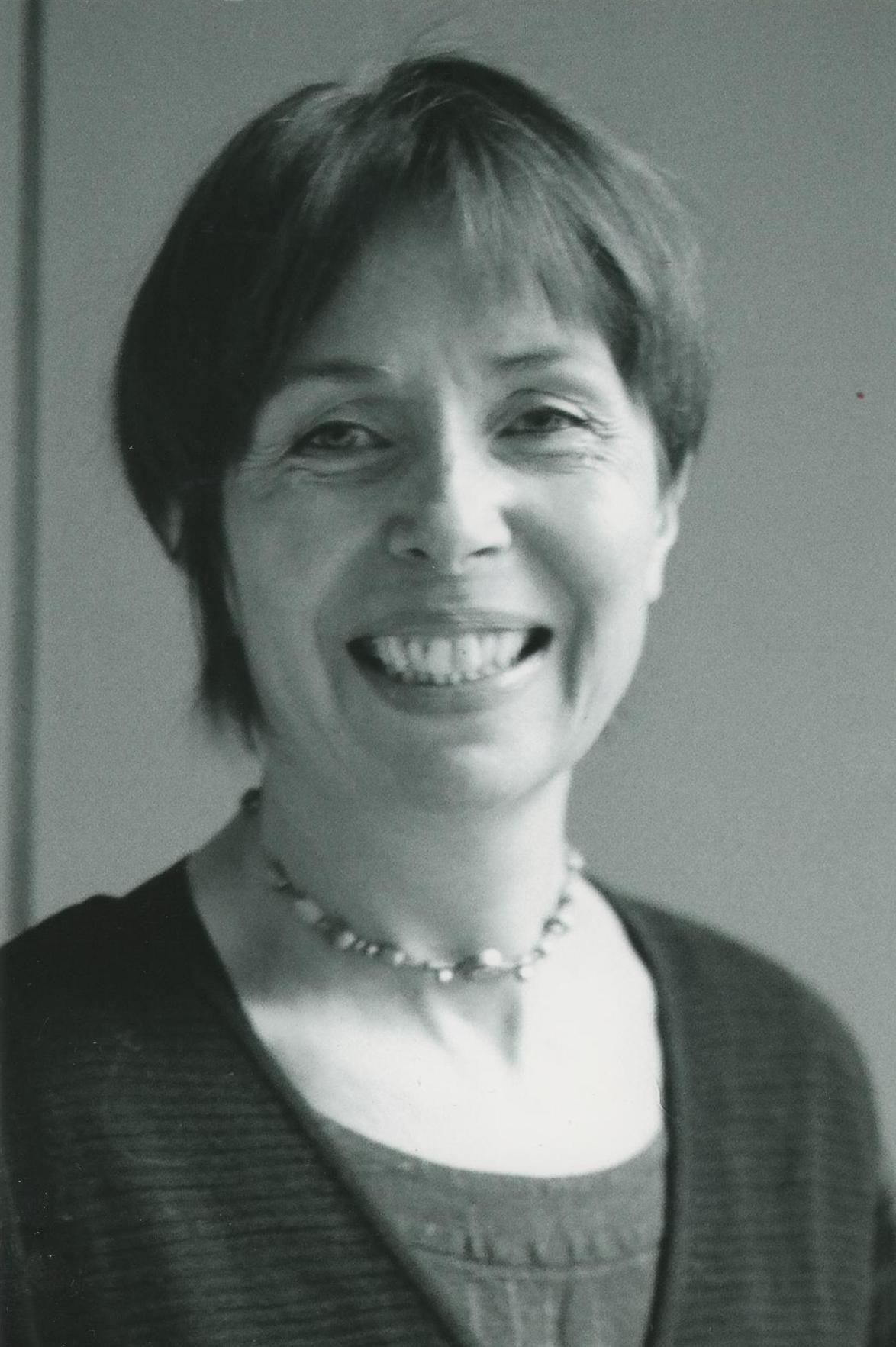 Magda Mugur Magda Mugur