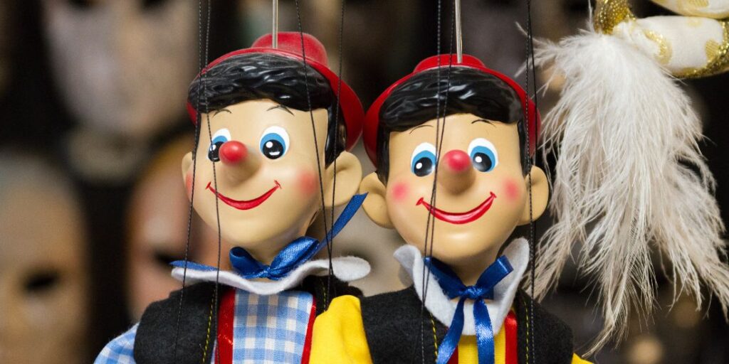 Festivalul Internațional de Teatru și Păpuși de la Ouagadougou/Festivalul Artelor din Burkina (FITMO/FAB): ediția a 19-a, 26 - 31 octombrie 2023, cu tema „Arte și libertate” în Ouagadougou.